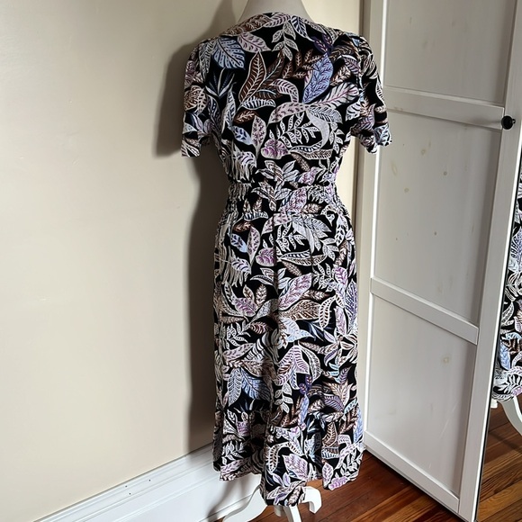 Ann Taylor Factory Elegant Black White and Purple Leaf Print Dress - Size LP - Picture 8 of 11